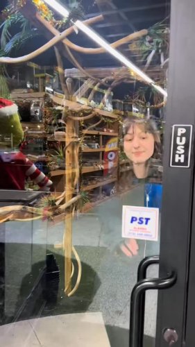 Video post from njexoticpets.