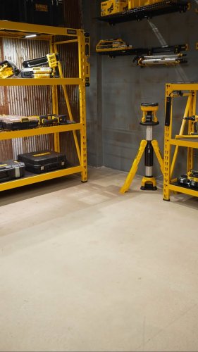 Video post from dewalttough.