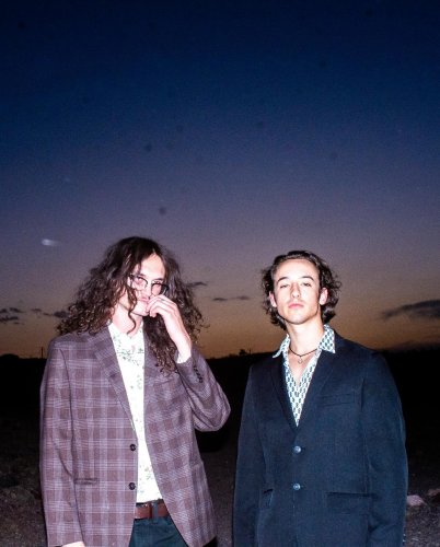 Carousel post from mellow.toad.