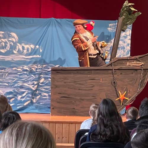 Carousel post from whg_riesa.