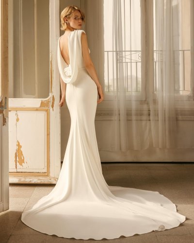 Carousel post from jolibride.