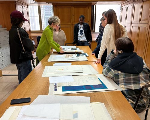 Carousel post from aur_arts.