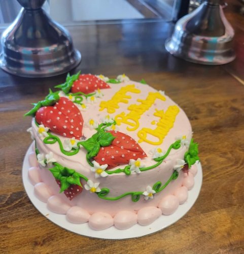 Photo post from smallcakestyler.