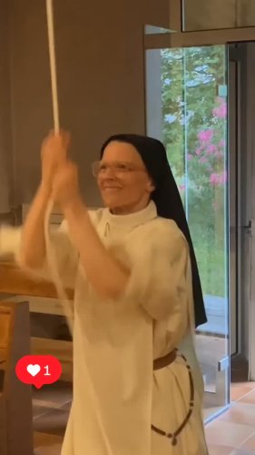 Video post from eglisecatho38.