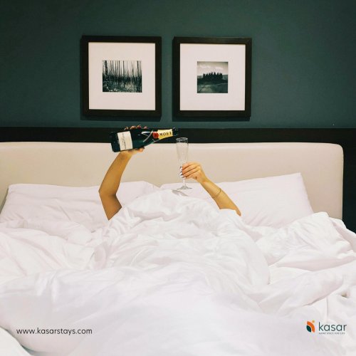 Photo post from kasarstays.