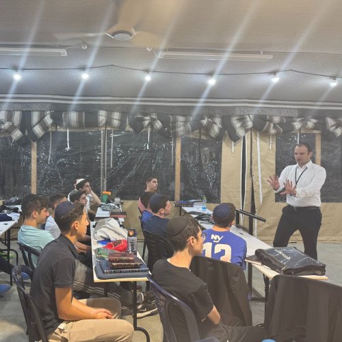 Carousel post from ncsykollel.