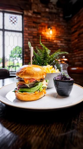 Video post from themoathouse.