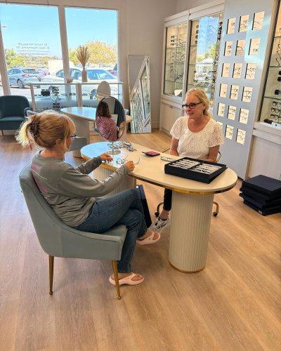 Carousel post from beyondvisioncenter.