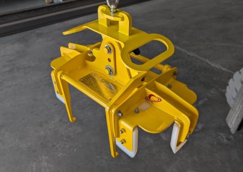 Carousel post from saturn__industries.