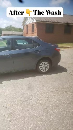 Video post from 229suckafree.