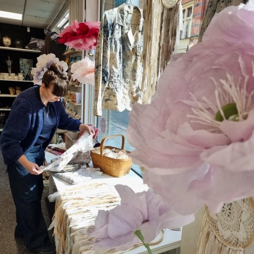 Carousel post from madeinmedelpad.