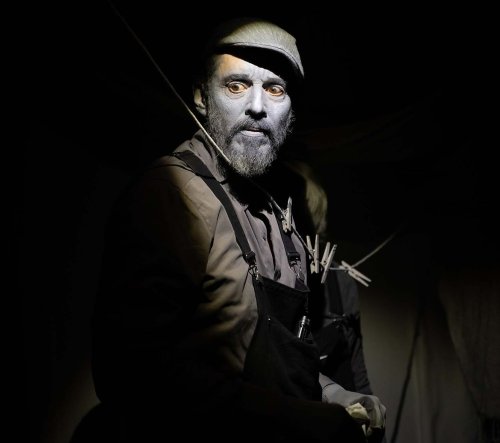 Carousel post from denfringe.