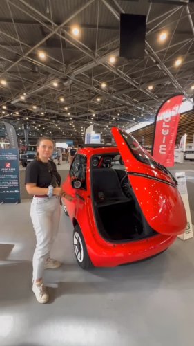 Video post from salonautolyon.