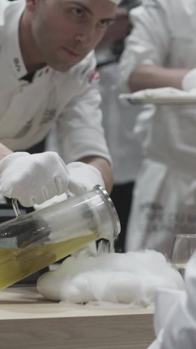 Video post from cmpatisserie.