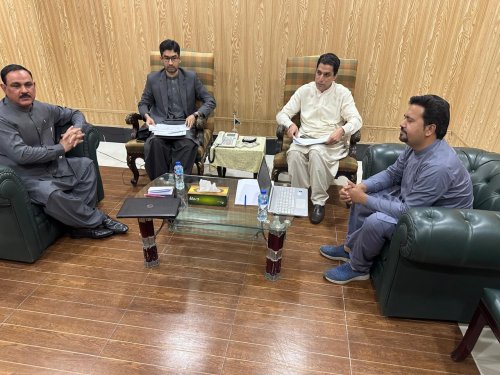 Carousel post from pakfightspolio.