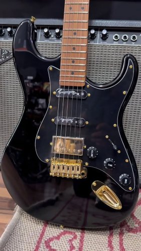 Video post from miyatamusic.