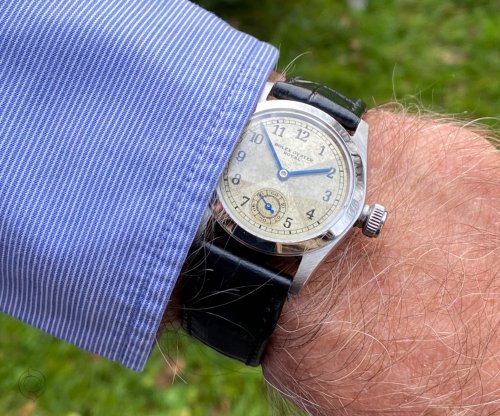 Carousel post from schoenesammleruhren.