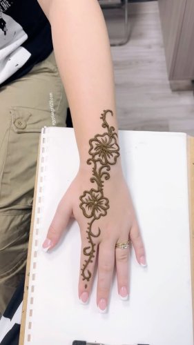 Video post from egyptian_henna_tattoos_florida.