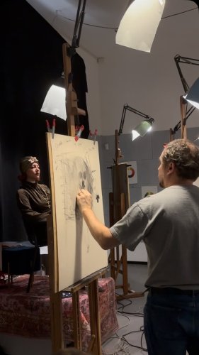 Video post from aur_arts.