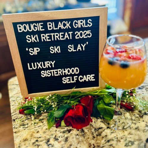 Carousel post from thebougieblackgirls.