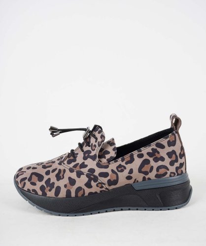 Carousel post from ossoshoes.