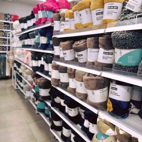 Carousel post from festival_mall.