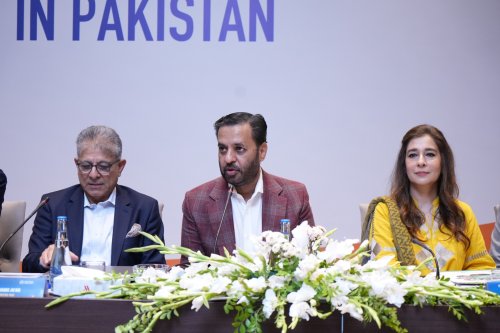 Carousel post from pakfightspolio.