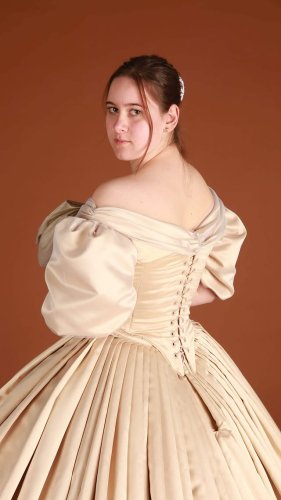 Video post from costume_construction.