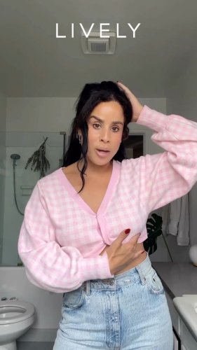 Video post from mixedchickshair.