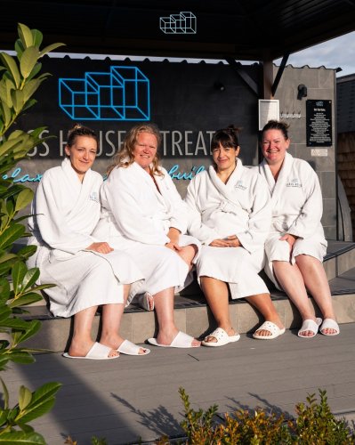 Photo post from glasshouseretreat.