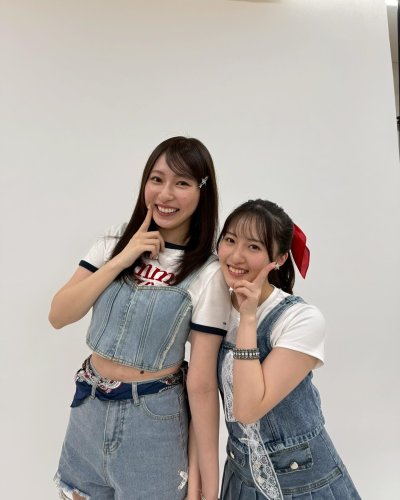 Carousel post from akari_uemura.official.