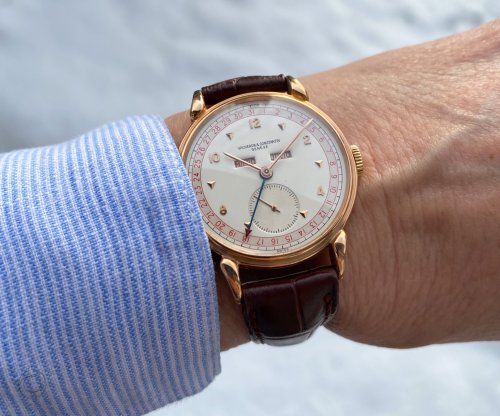 Carousel post from schoenesammleruhren.