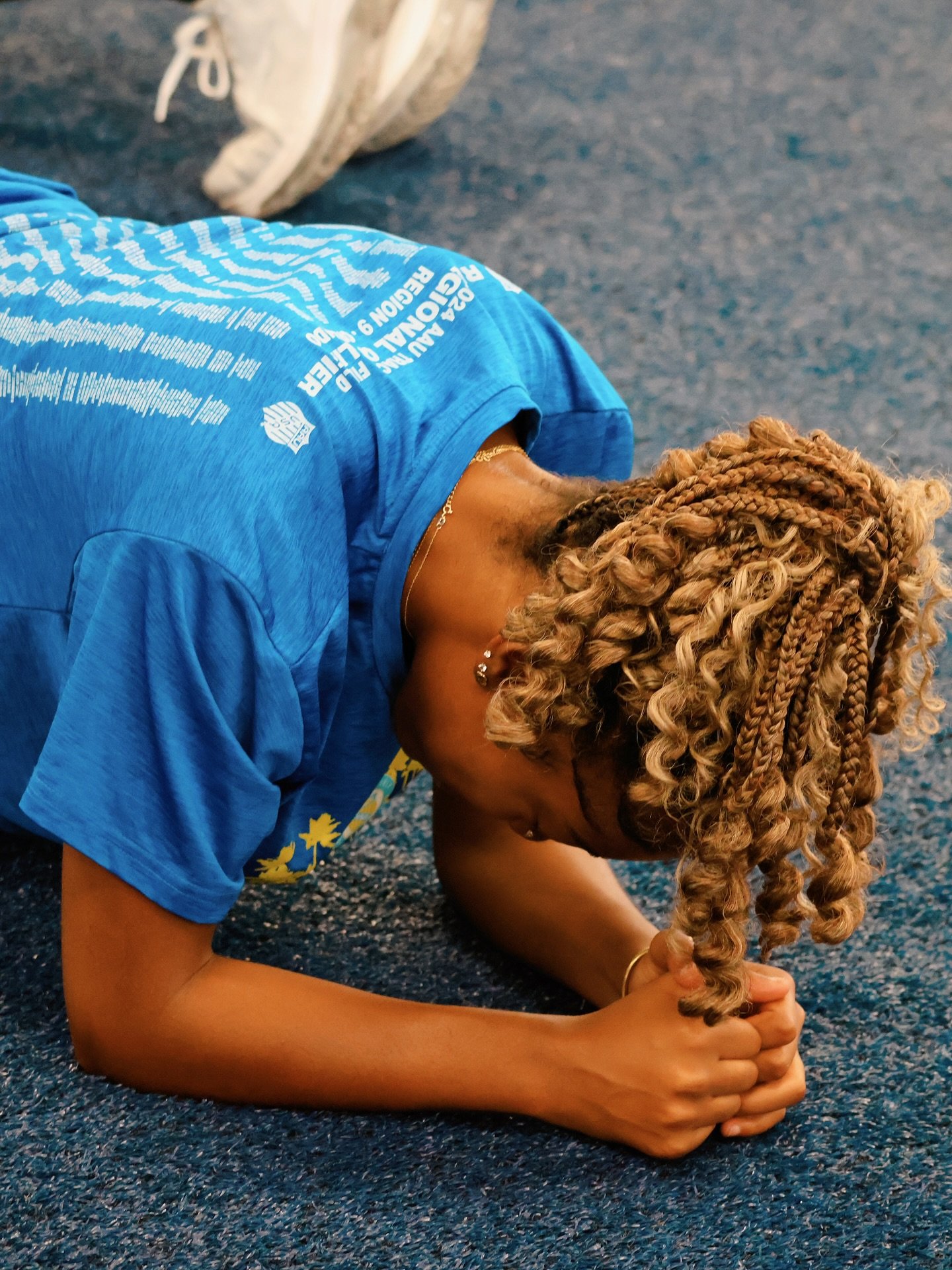 Carousel post from uscbsandsharks.