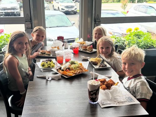 Photo post from laurasbarandgrill.