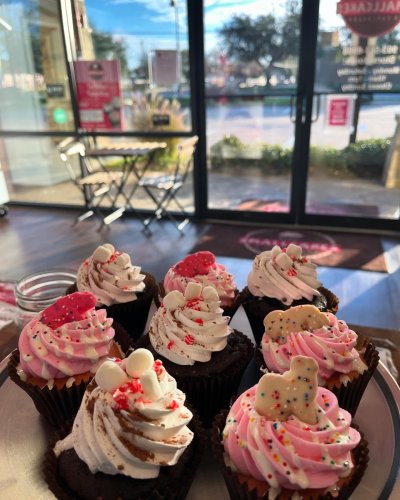 Photo post from smallcakestyler.