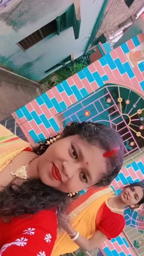 Video post from priyankamanna821.