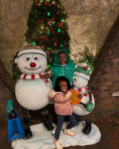 Carousel post from ava_and_ari_.