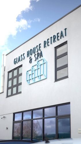 Video post from glasshouseretreat.