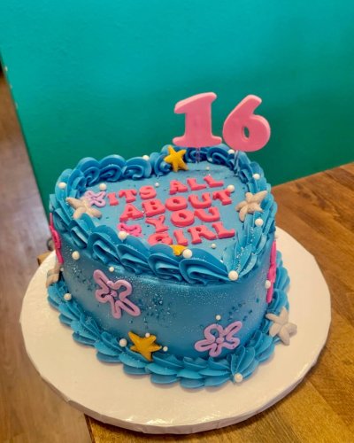 Photo post from smallcakestyler.