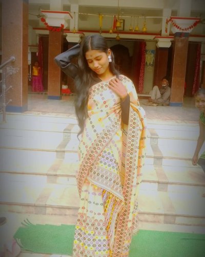 Carousel post from __porishmita_.__.