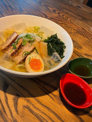 Carousel post from daisenbou.