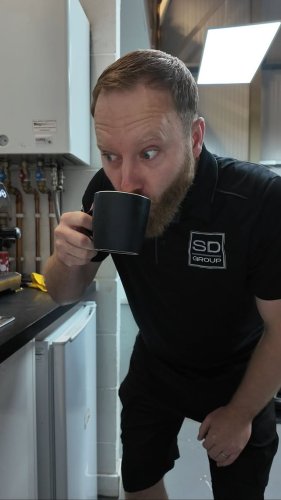 Video post from spotlessdetailing_group.