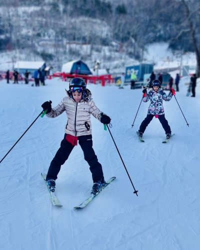 Carousel post from ari.ami.cjr.