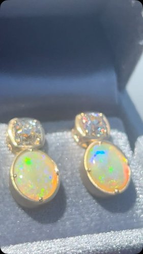 Video post from annelizabethjewelry.