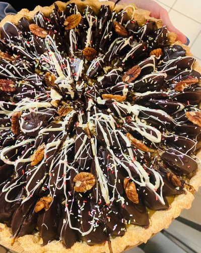 Carousel post from miditreizepontarlier.