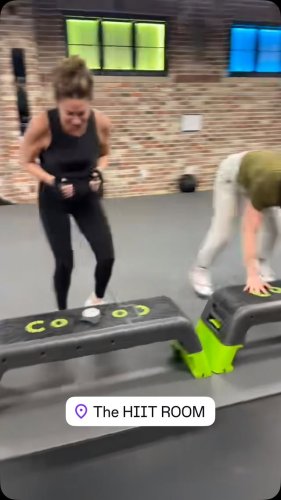 Video post from the.hiit.room.