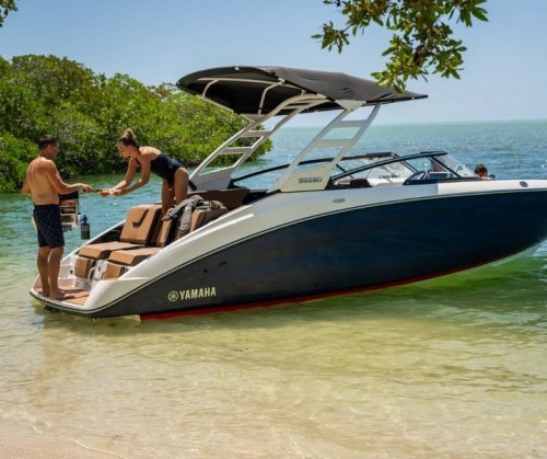 Carousel post from bertsmegamall.