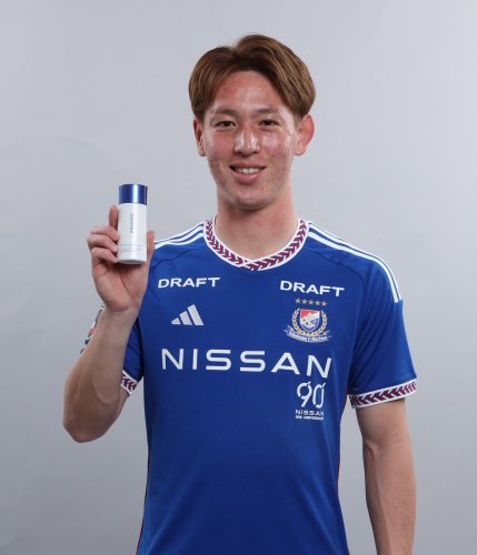 Photo post from @dermed_jp.