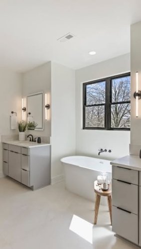 Video post from qc.builders.