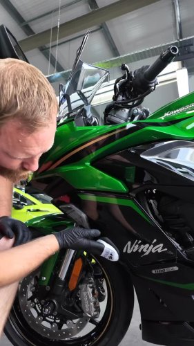 Video post from spotlessdetailing_group.